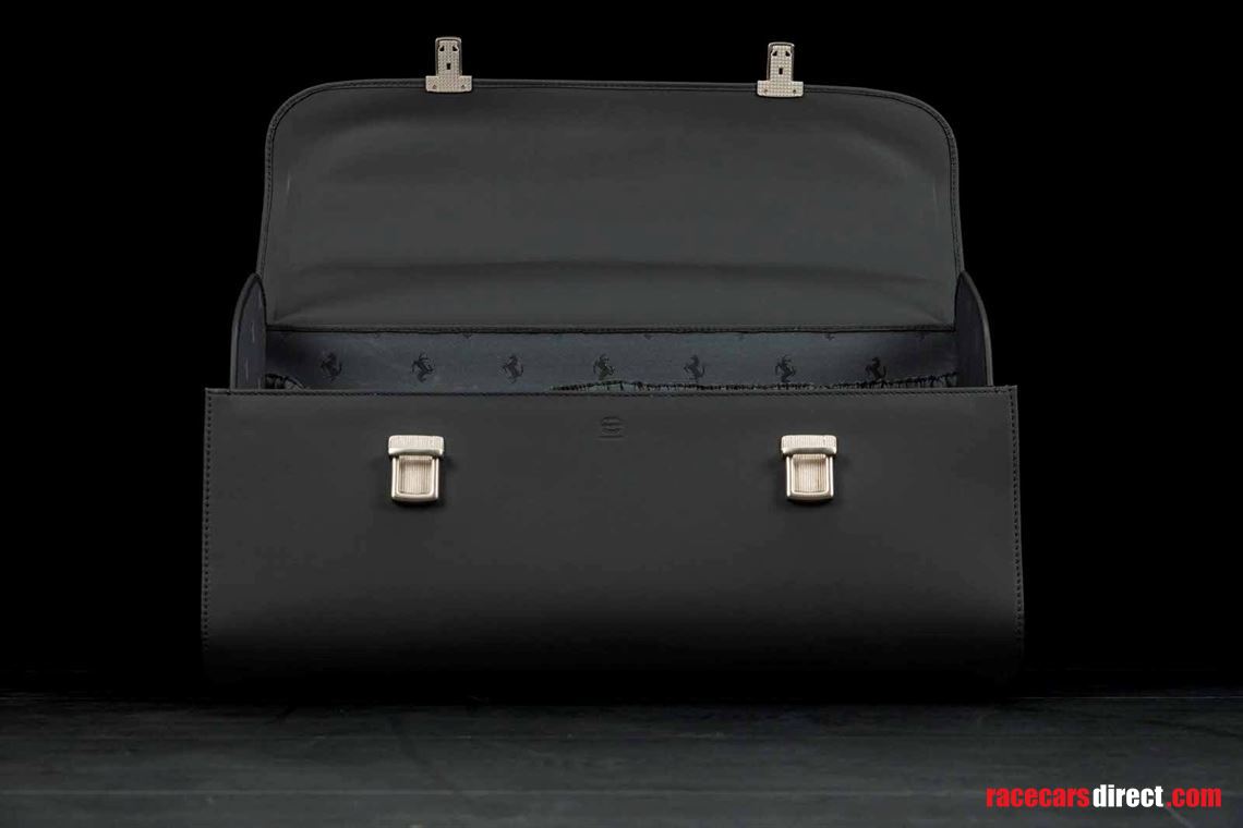 ferrari-f50-luggage-set