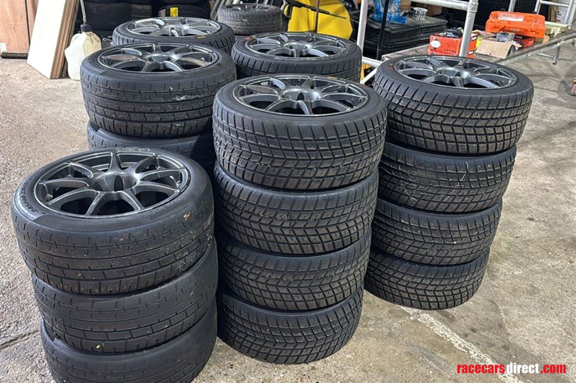 ginetta-gta-wheels-tyres