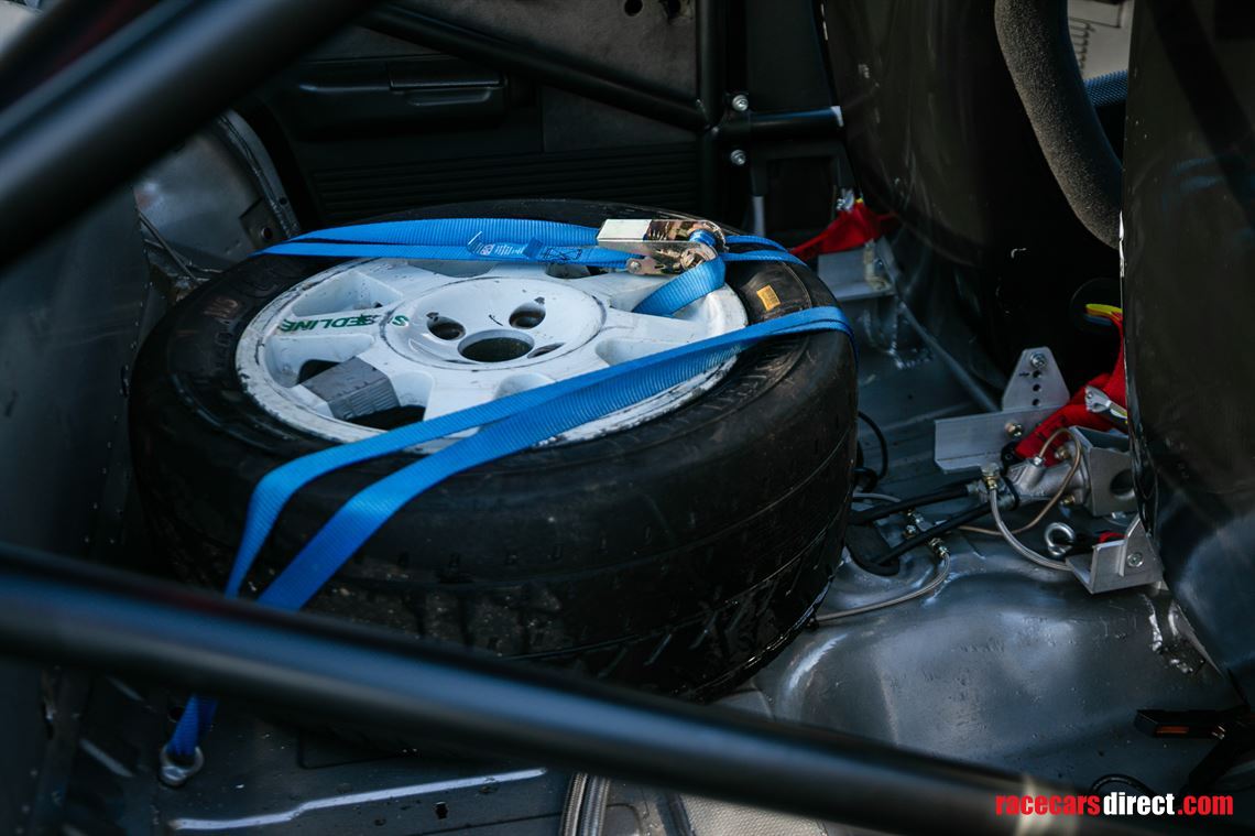 1989-lancia-delta-hf-integrale-16v-group-a-ra