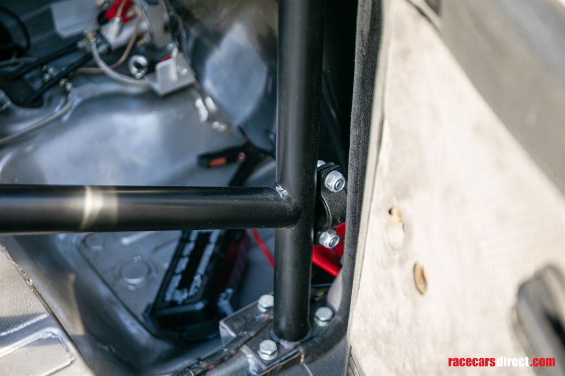 1989-lancia-delta-hf-integrale-16v-group-a-ra