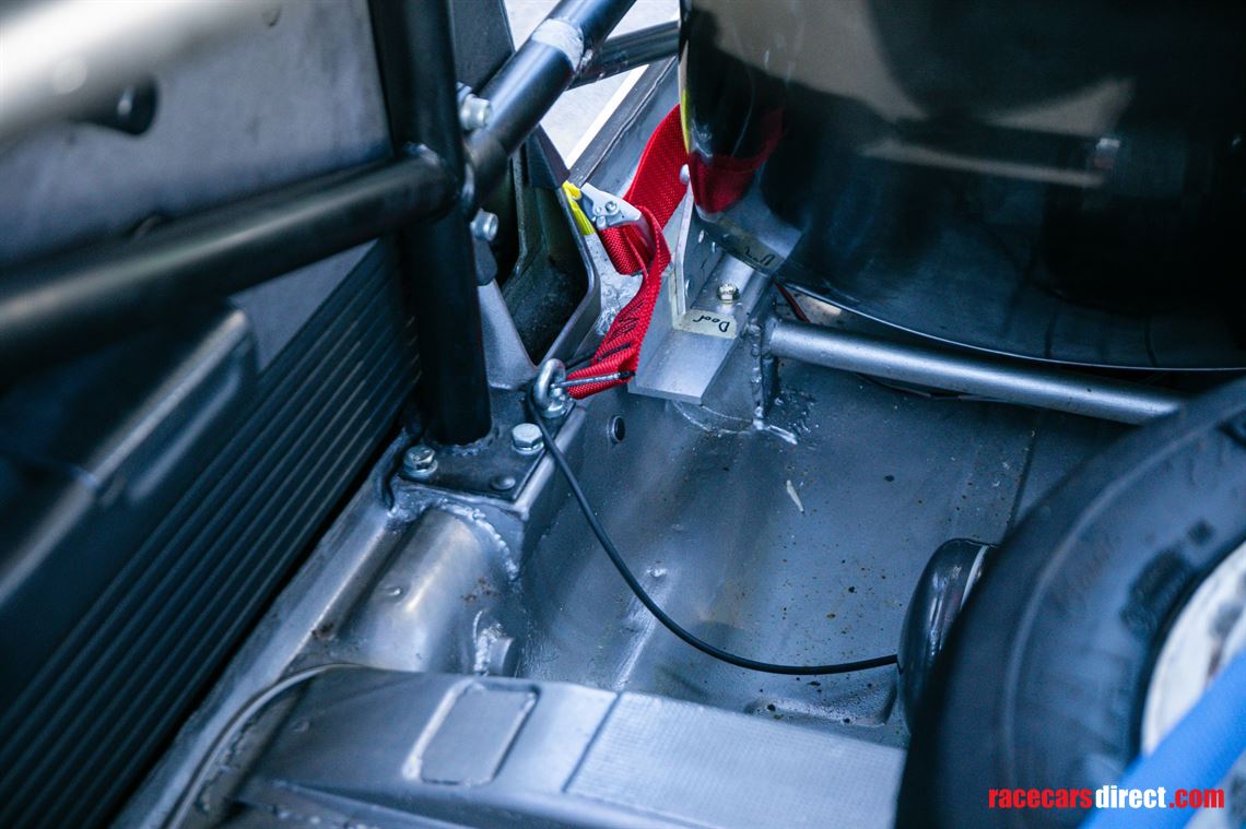 1989-lancia-delta-hf-integrale-16v-group-a-ra