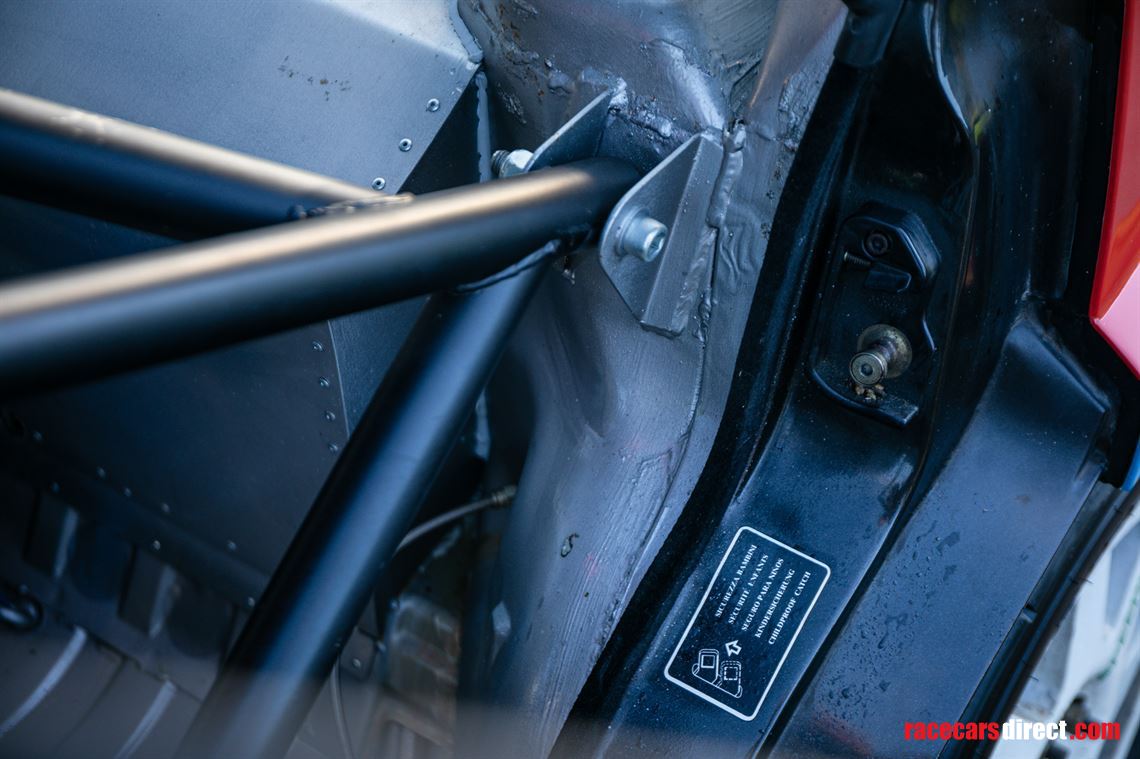 1989-lancia-delta-hf-integrale-16v-group-a-ra