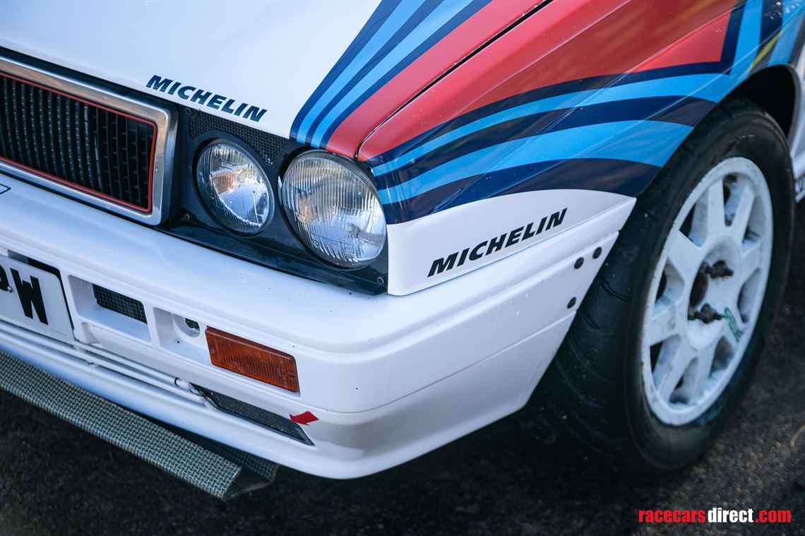 1989-lancia-delta-hf-integrale-16v-group-a-ra
