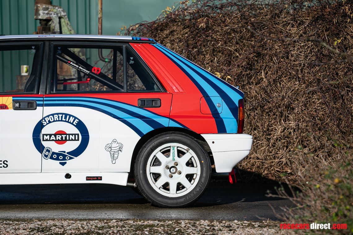1989-lancia-delta-hf-integrale-16v-group-a-ra
