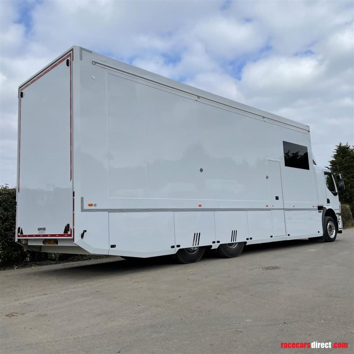 2-car-transporter-with-office