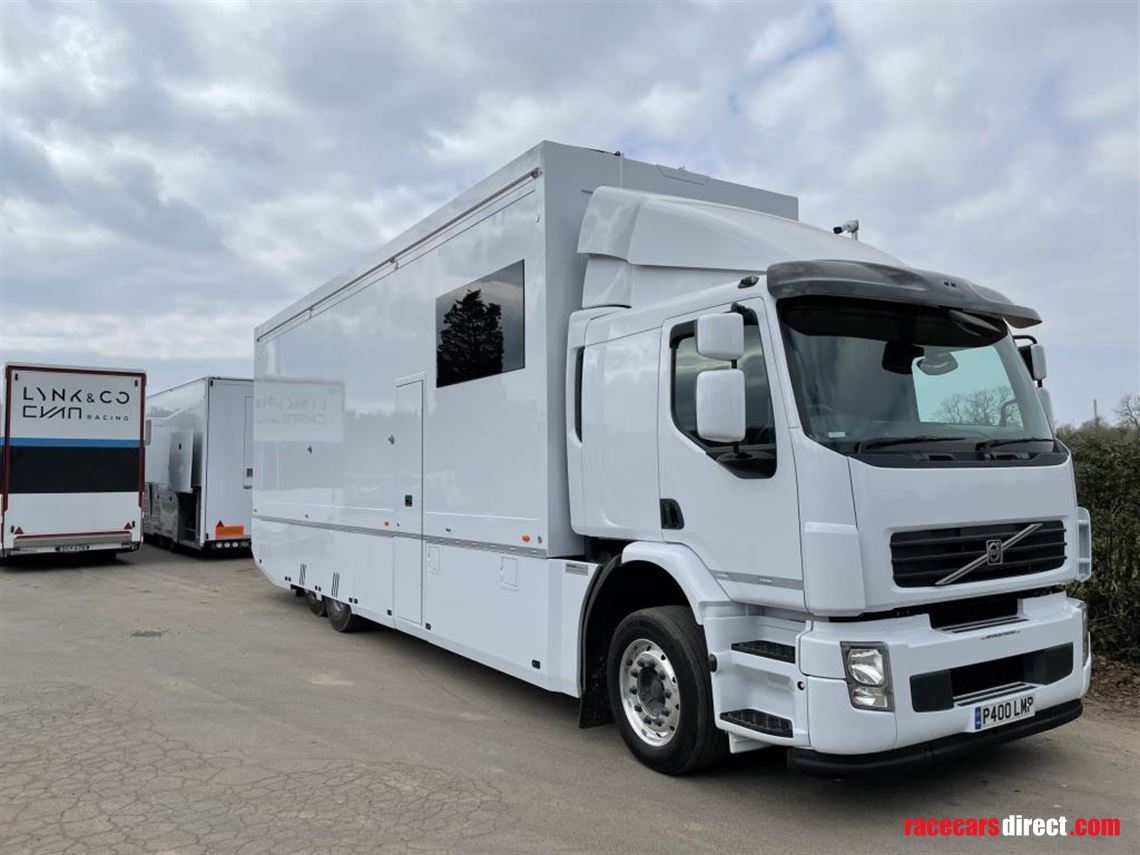 2-car-transporter-with-office