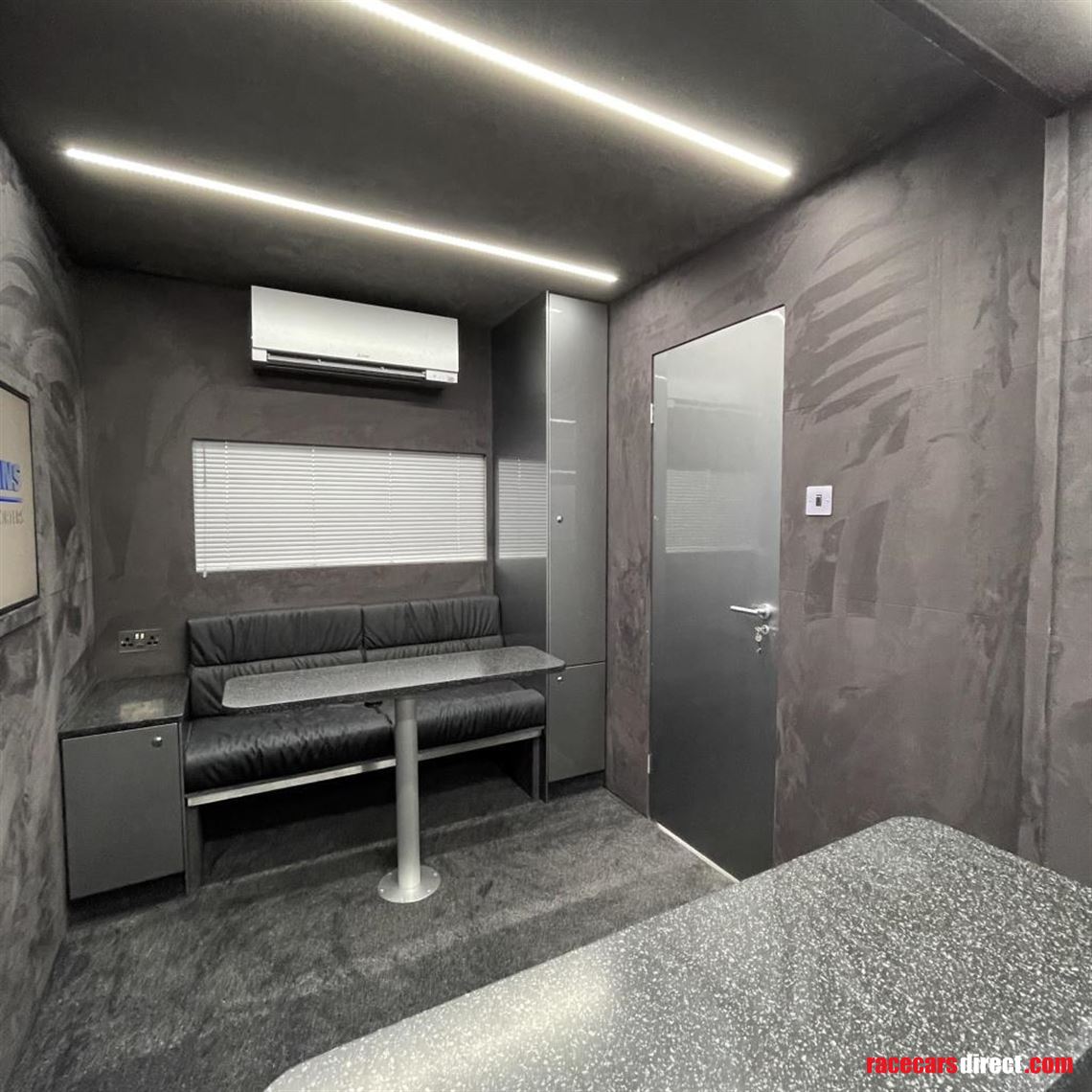 2-car-transporter-with-office