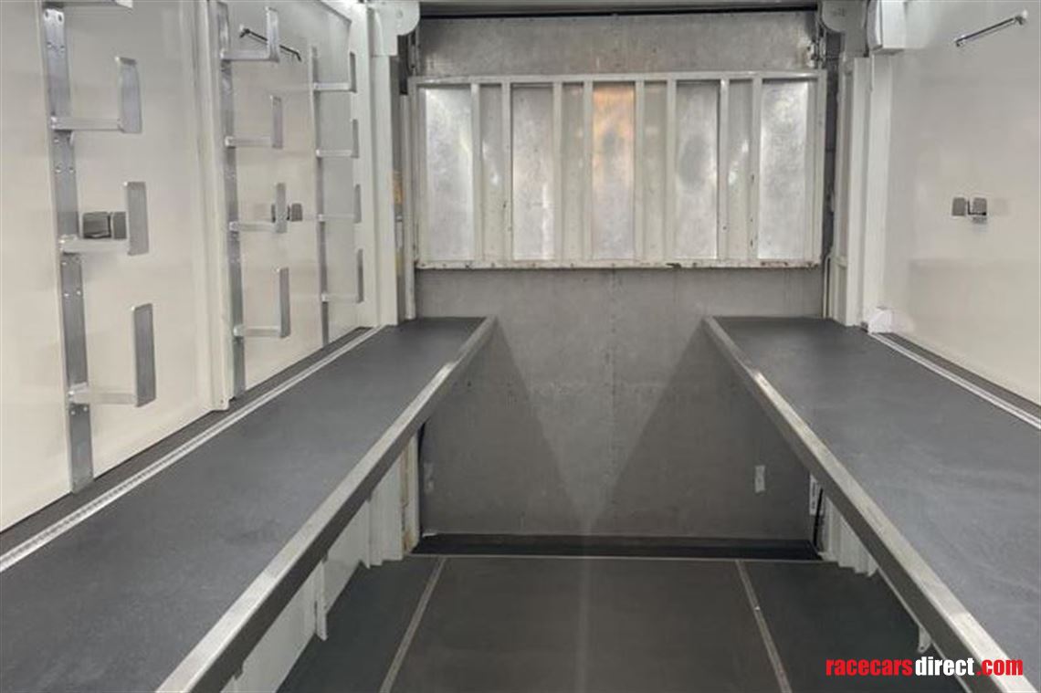 2-car-transporter-with-office