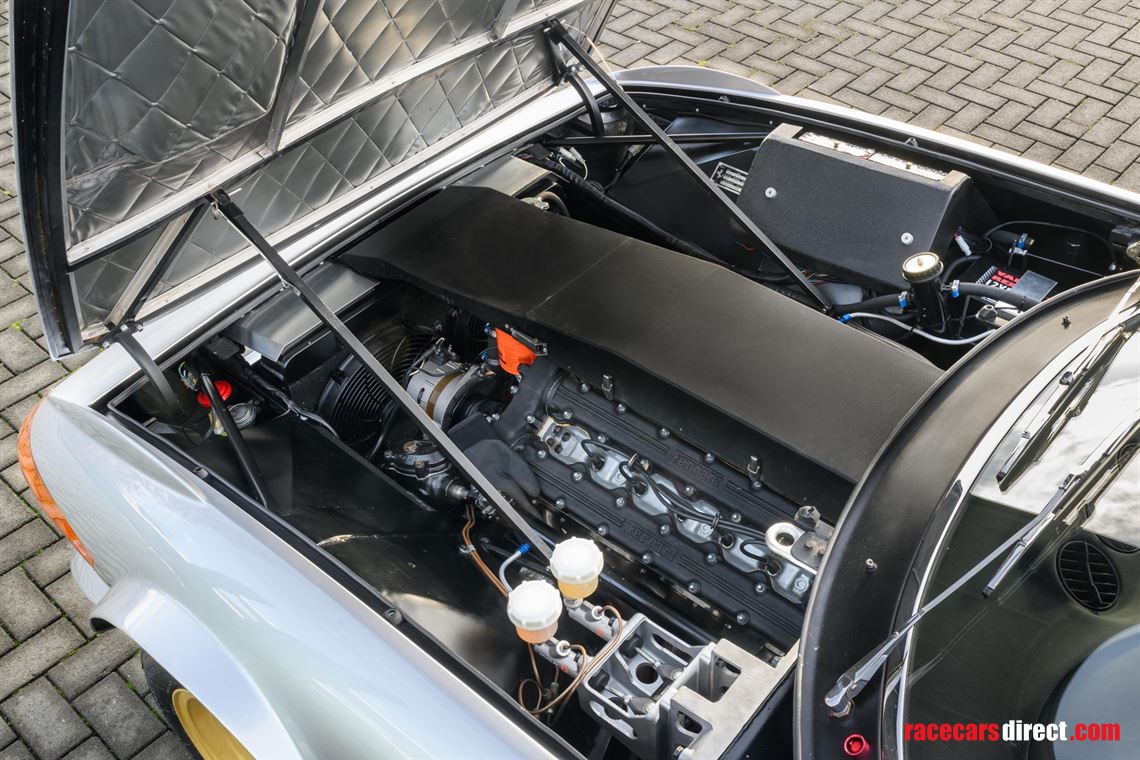 1971-ferrari-365-gtb4-daytona-competizione