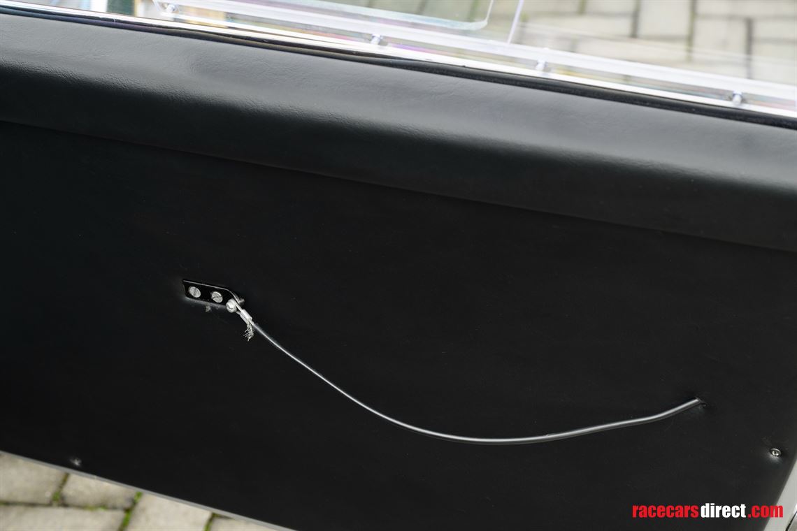 1971-ferrari-365-gtb4-daytona-competizione