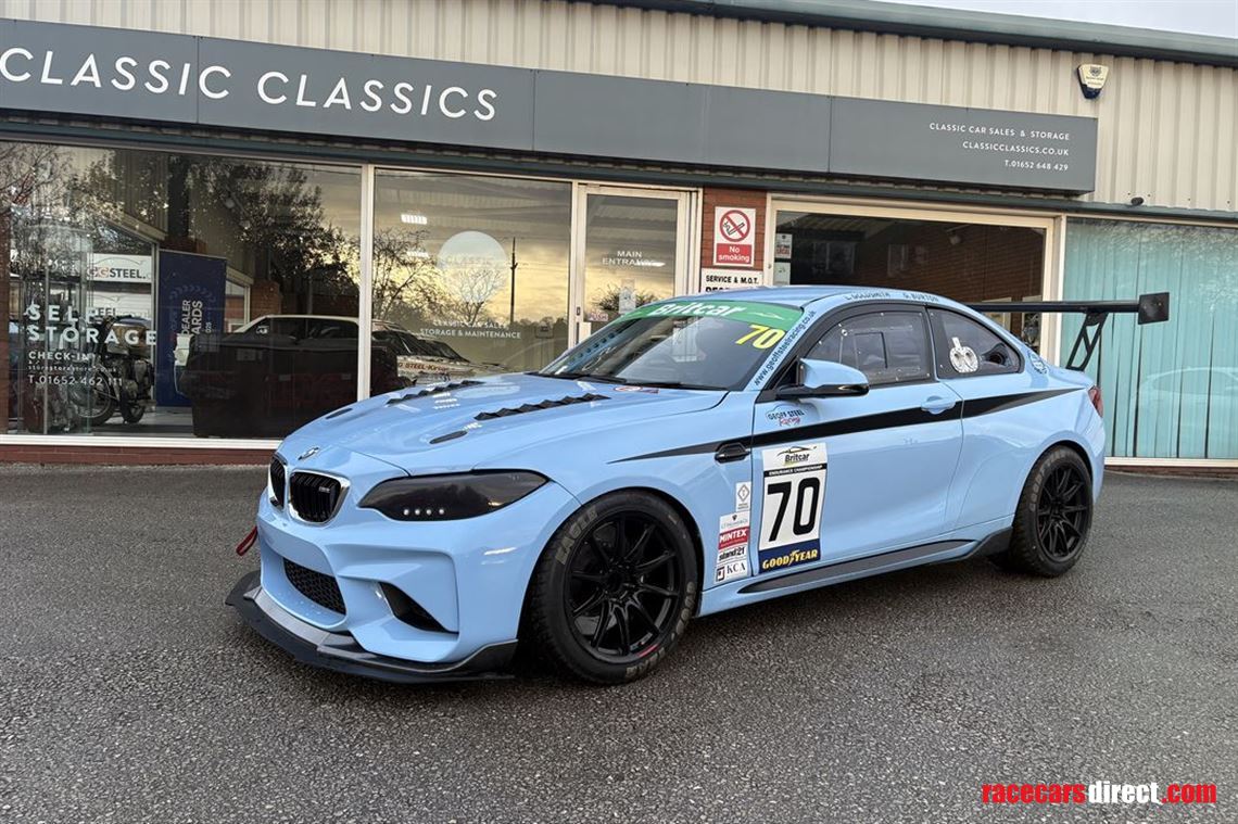 bmw-m2-competition-gt4-spec-6-races-since-new