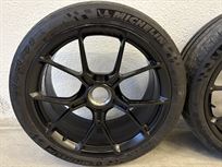 set-of-tires-and-rims-porsche-992-gt3