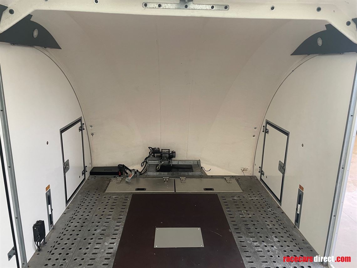 used-brian-james-6m-x-235m-rt6-trailer