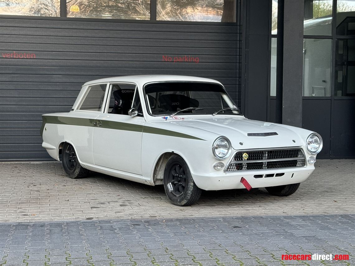 lotus-cortina-fia-htp-period-history