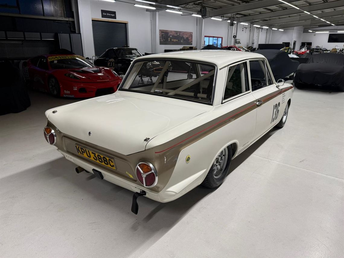 lotus-cortina-team-dynamics-goodwoods-fastest