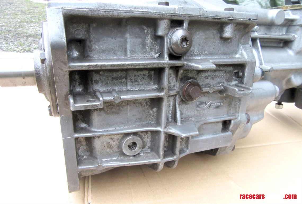 borg-warner-t5-close-ratio-racing-gearbox