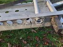 2 extra holes drilled for nearer front chock placing.