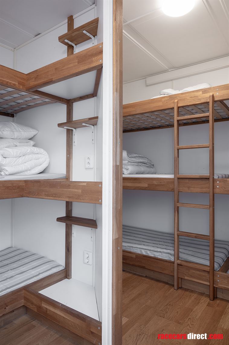 racetrailer---double-deck-with-kitchen-and-be