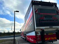 race-team-transporter