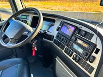 race-team-transporter