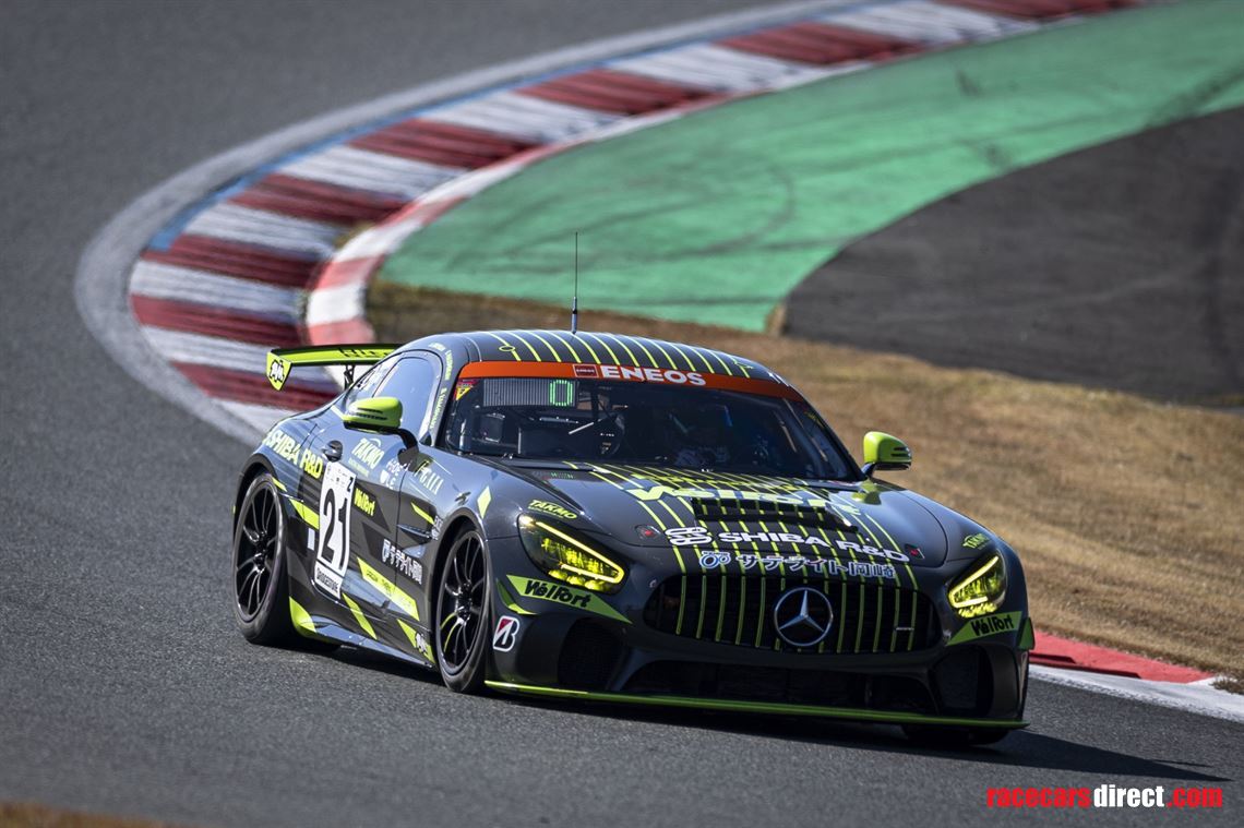 2020-mercedes-amg-gt4-evo