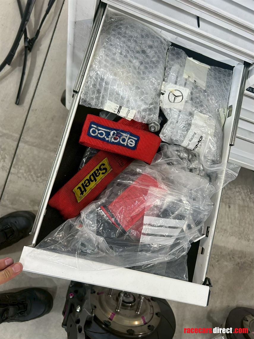 2020-mercedes-amg-gt4-evo