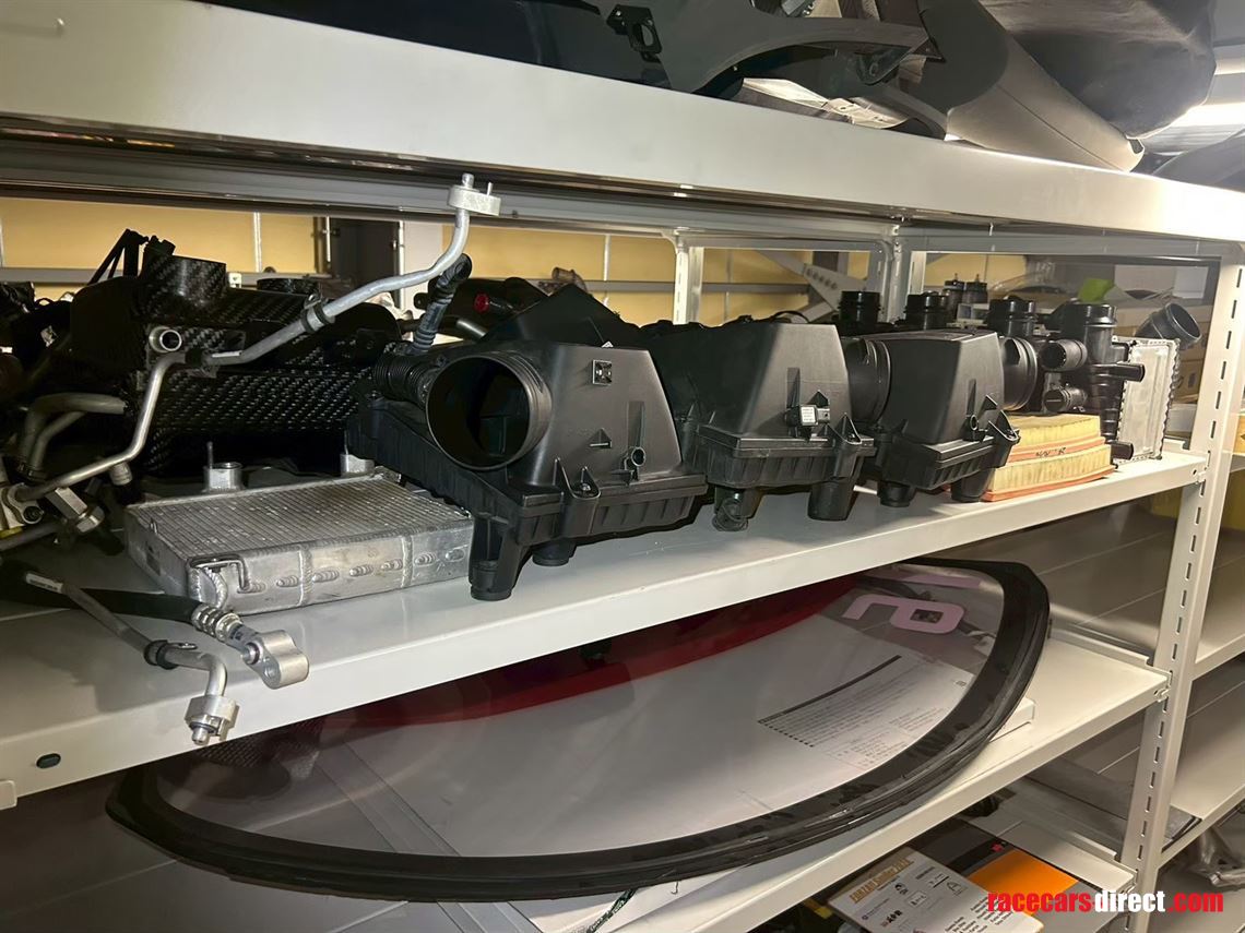 2020-mercedes-amg-gt4-evo