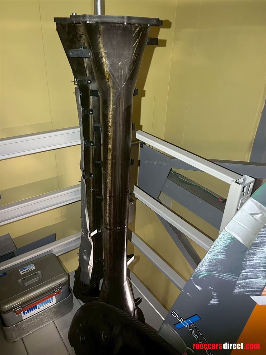 2020-mercedes-amg-gt4-evo