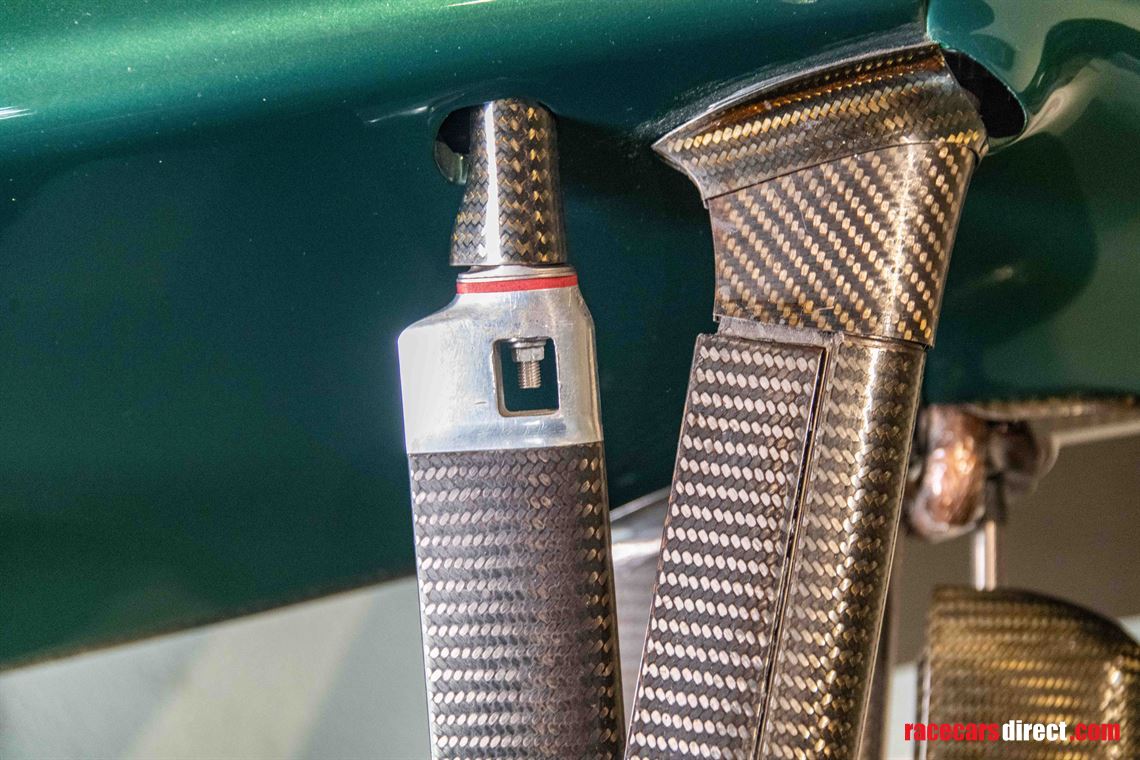 formula-1-caterham-ct01-2012---ex-petrov