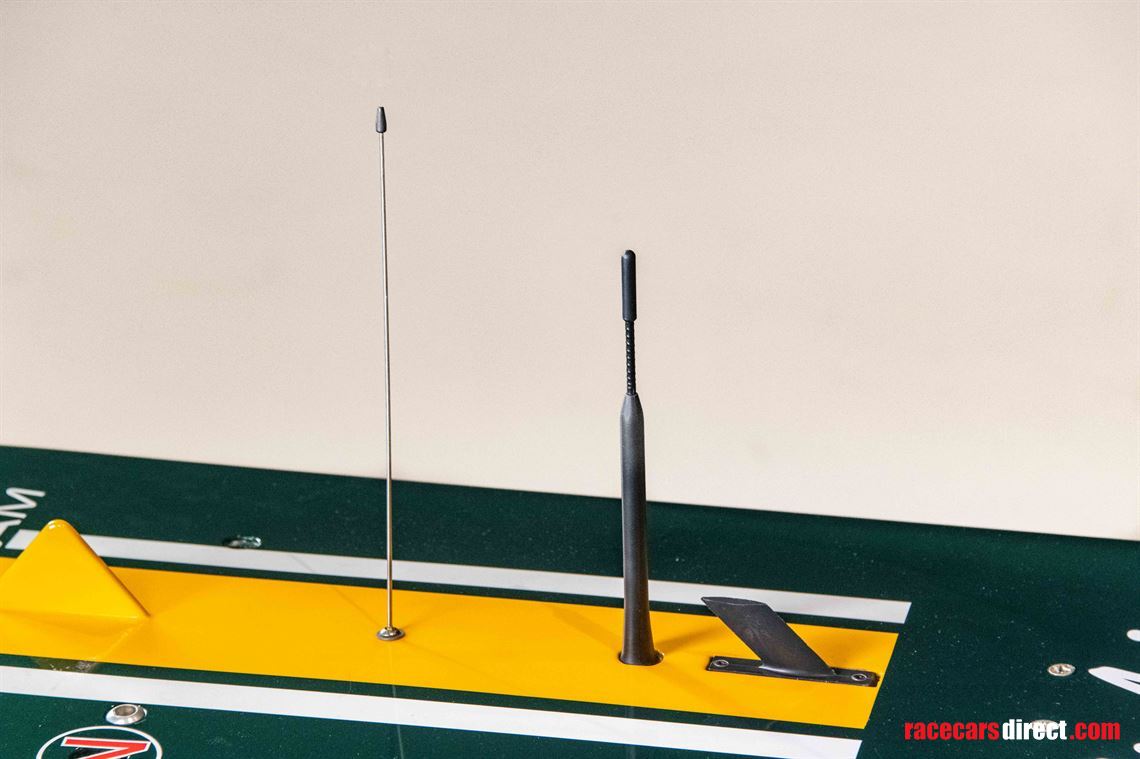 formula-1-caterham-ct01-2012---ex-petrov