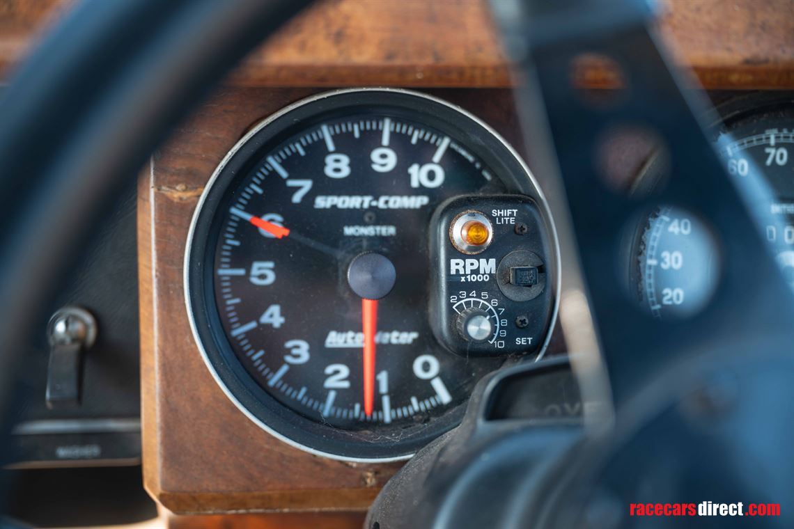 jaguar-mk-2-race-car---fia-htp