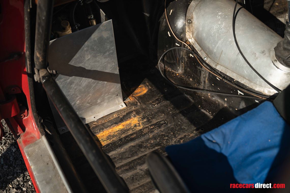 jaguar-mk-2-race-car---fia-htp