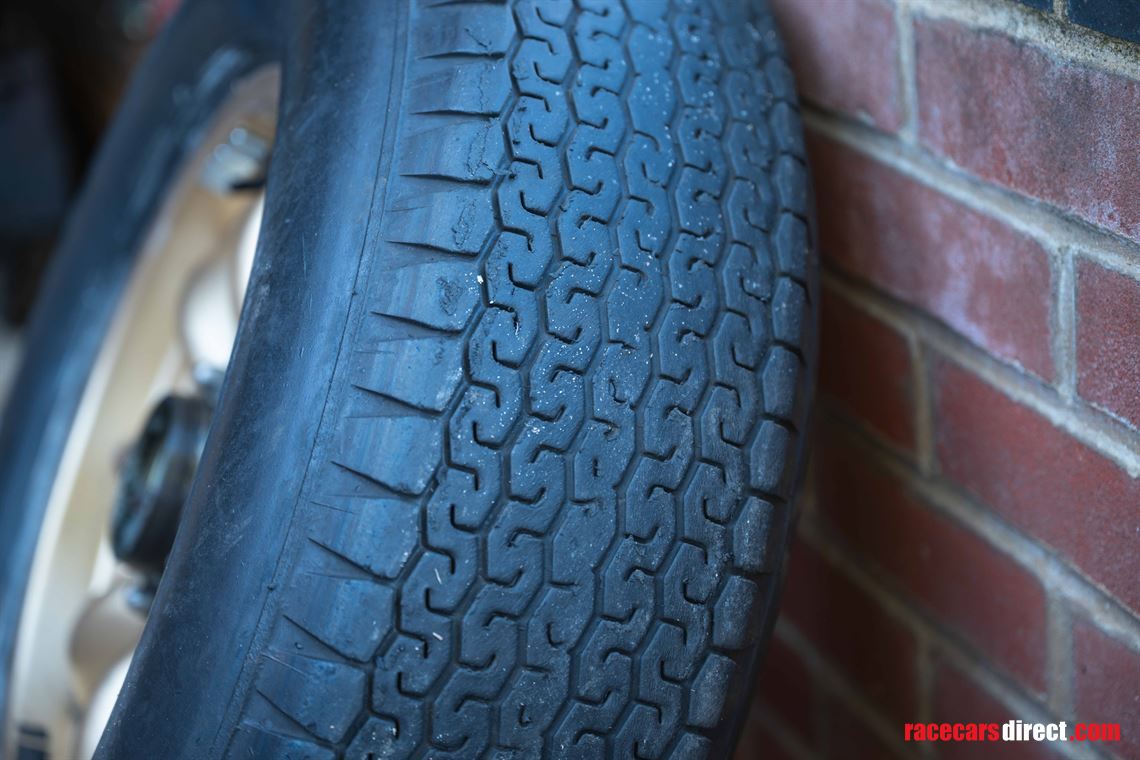 jaguar-mk-2-race-car---fia-htp