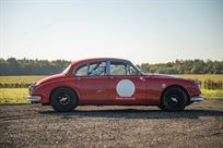jaguar-mk-2-race-car---fia-htp