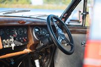 jaguar-mk-2-race-car---fia-htp