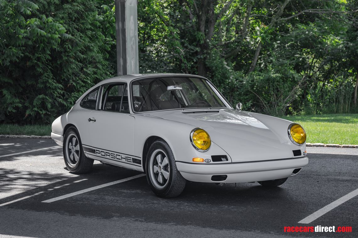 1967-porsche-911r-tribute