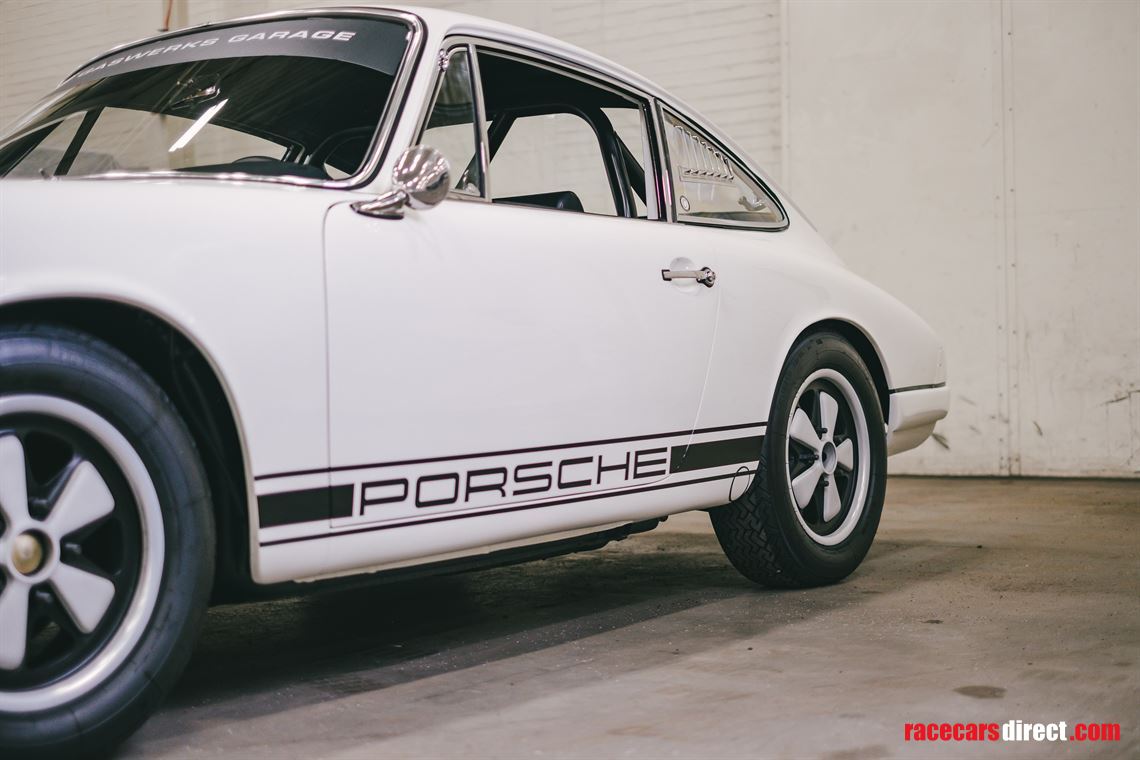 1967-porsche-911r-tribute