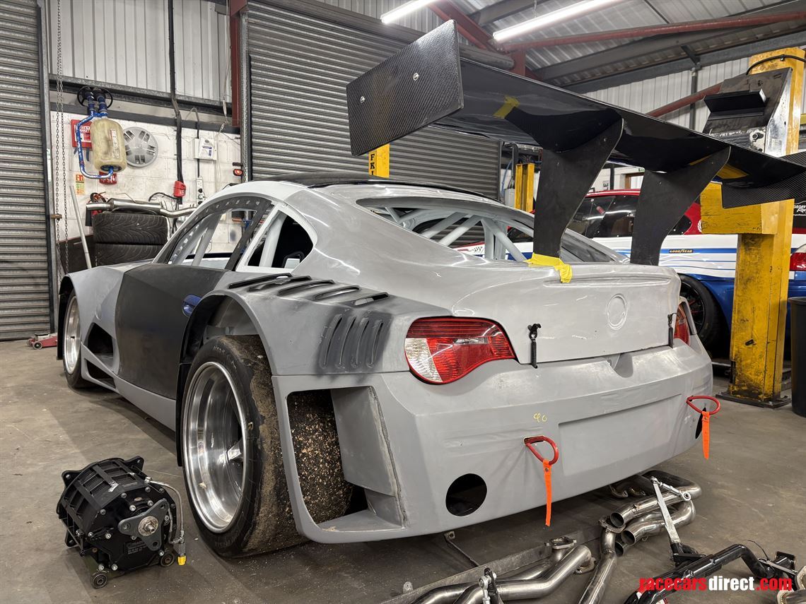 bmw-z4-gtr-v10-engine-sequential-gearbox-flos