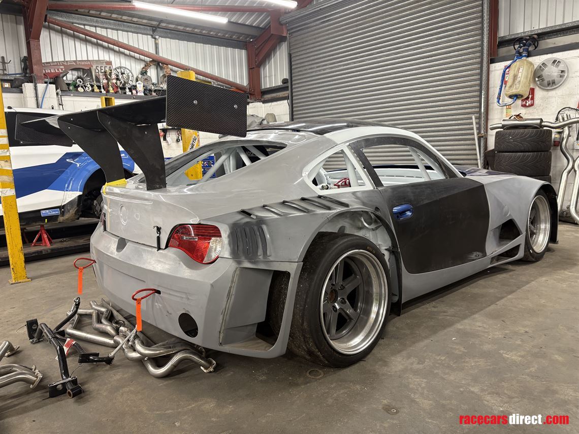 bmw-z4-gtr-v10-engine-sequential-gearbox-flos