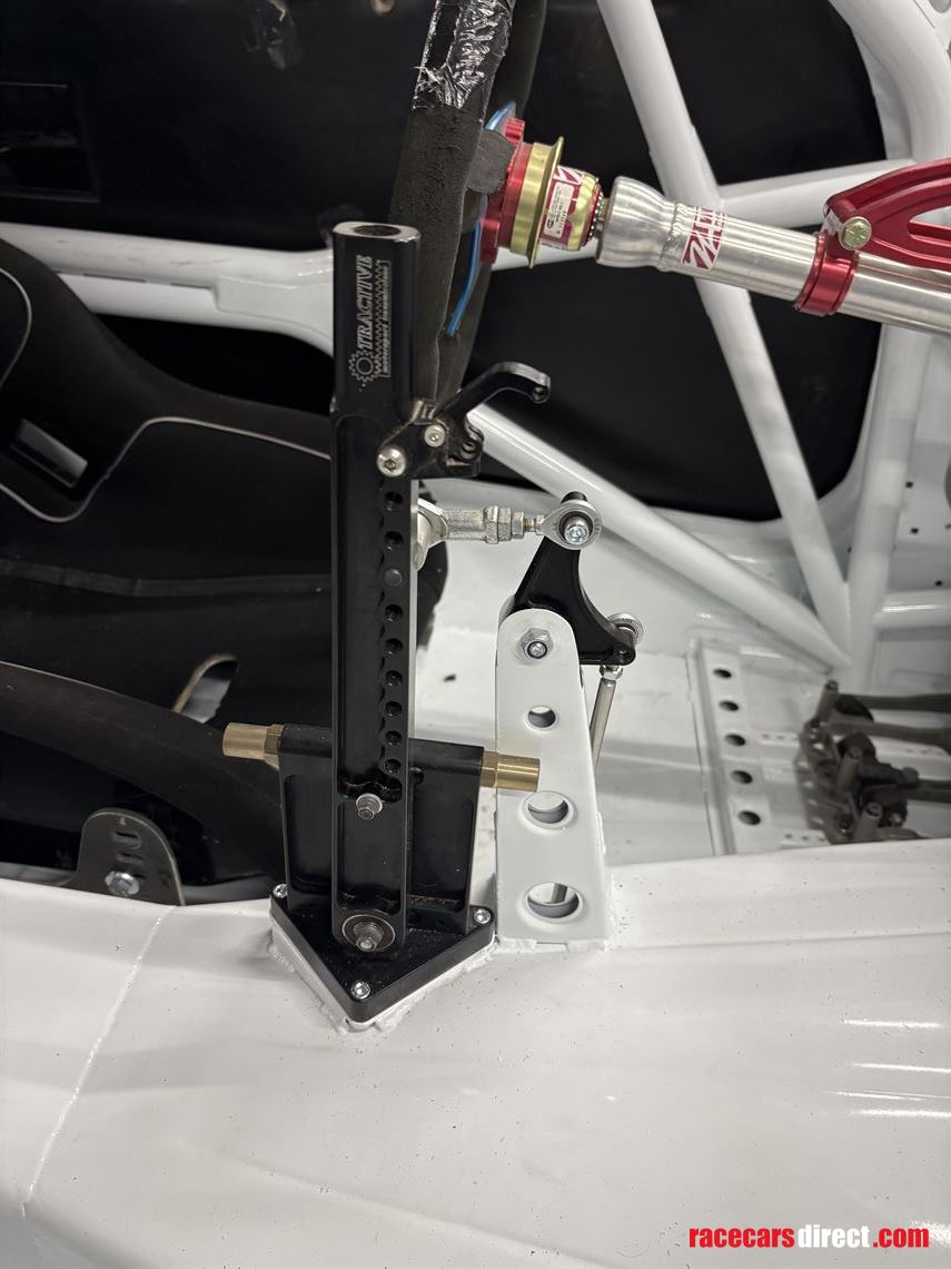 bmw-z4-gtr-v10-engine-sequential-gearbox-flos