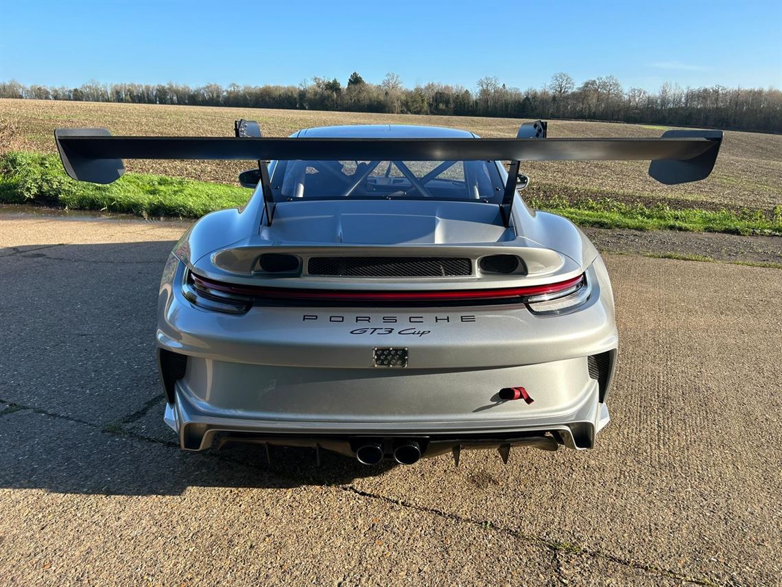porsche-992-gt3-cup