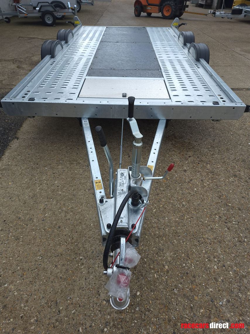 new-brian-james-a-transporter-trailer-130-400