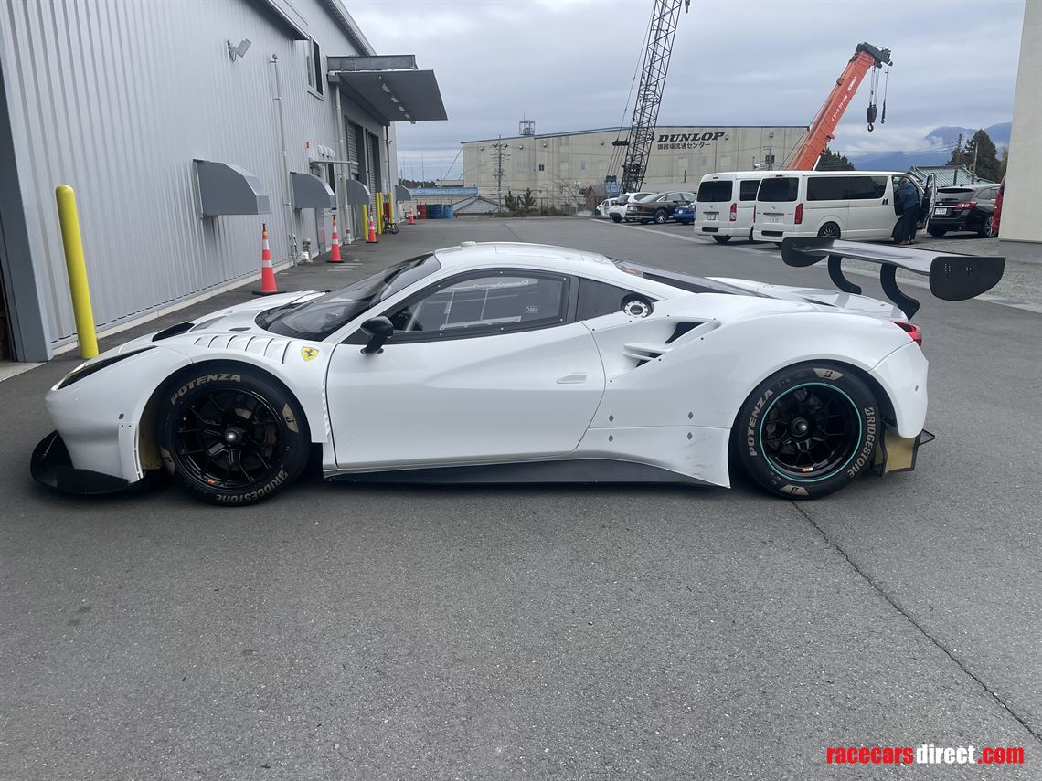 2017-ferrari-488-gt3