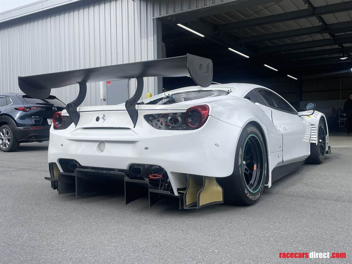 2017-ferrari-488-gt3