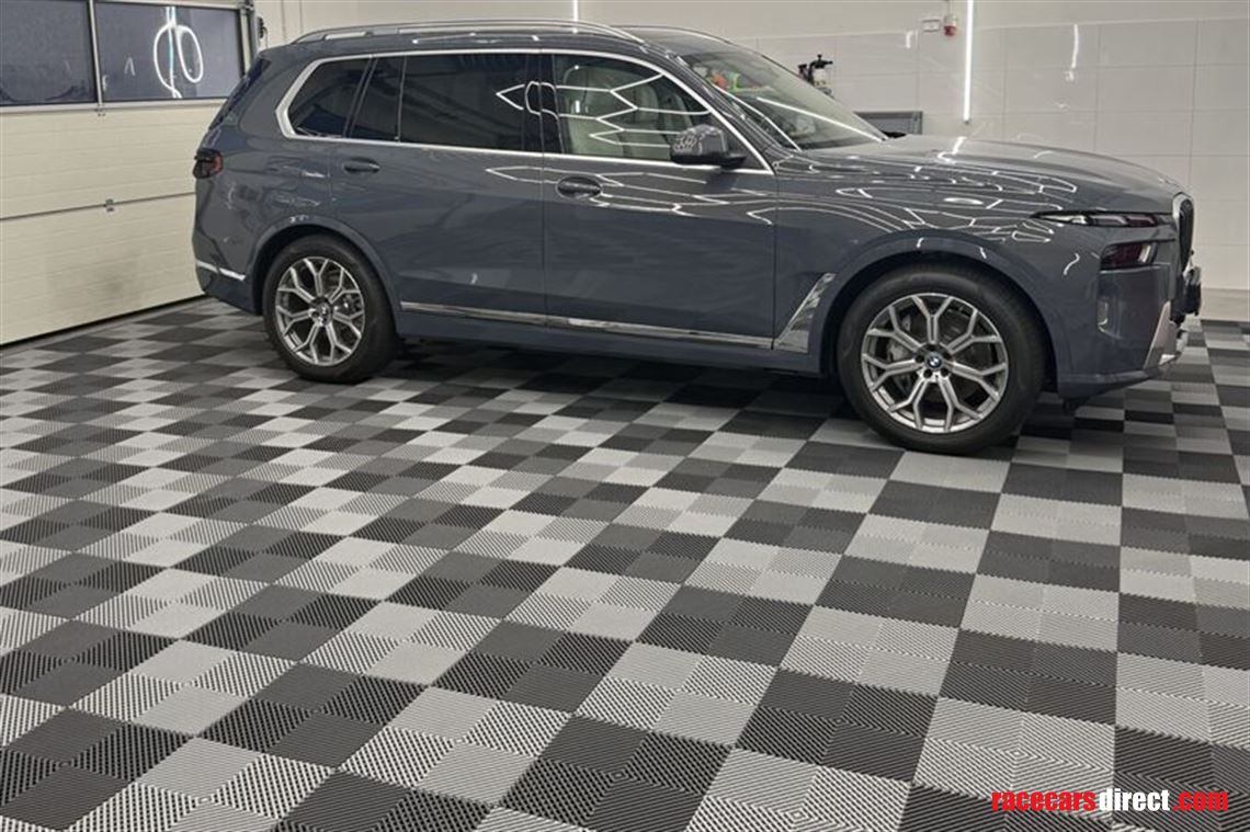 pit-racing-garage-floor-new-various-colours