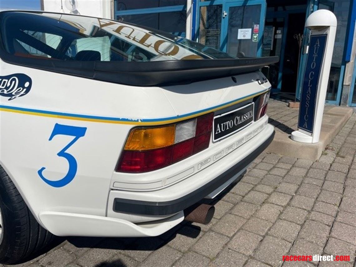 porsche-944-turbo-cup