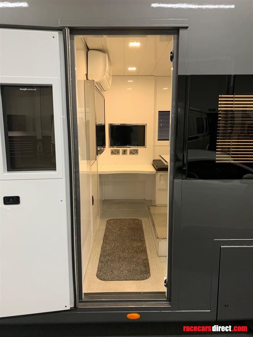 3-car-transporter-with-twin-slide-out-pods