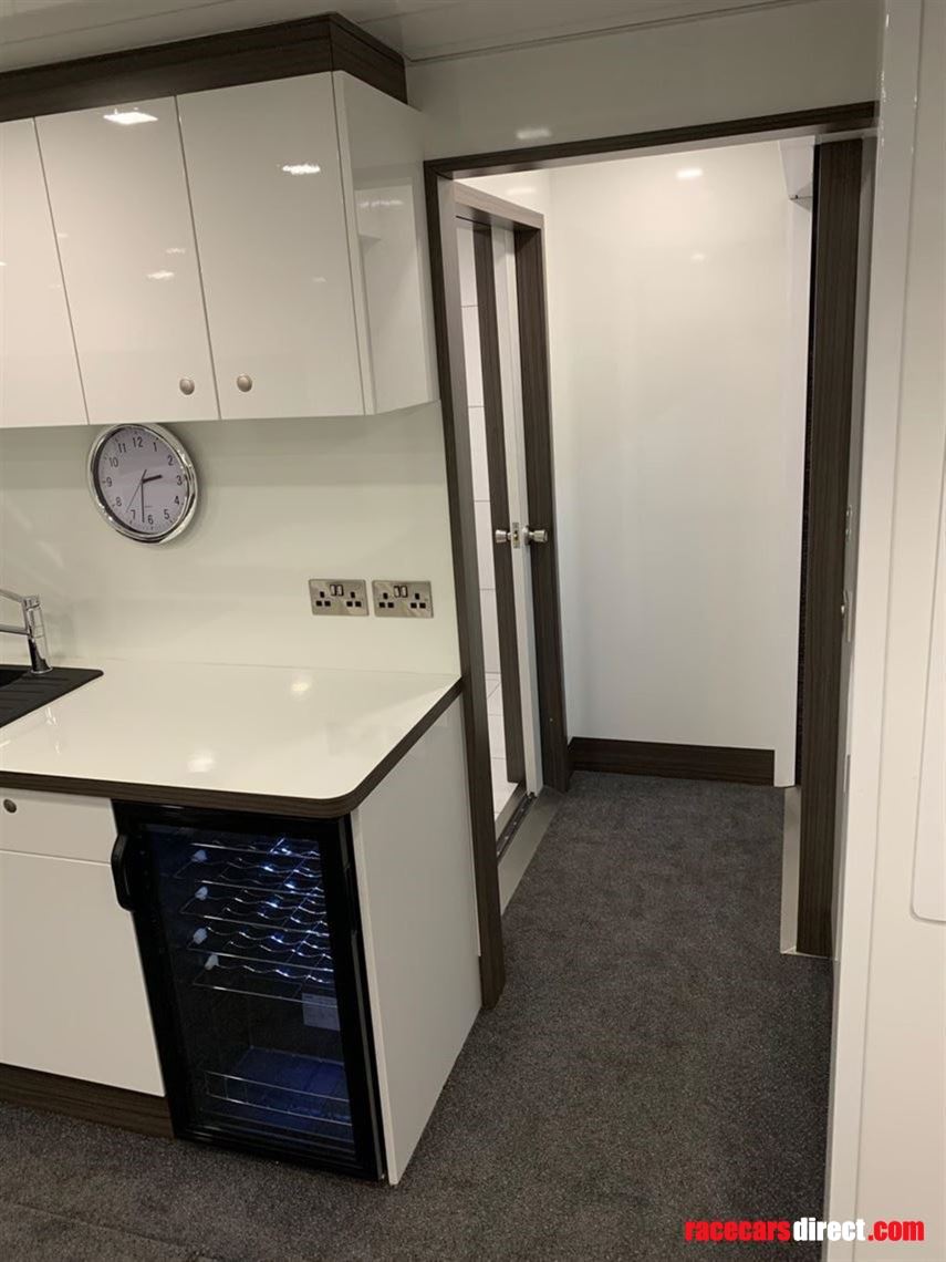 3-car-transporter-with-twin-slide-out-pods