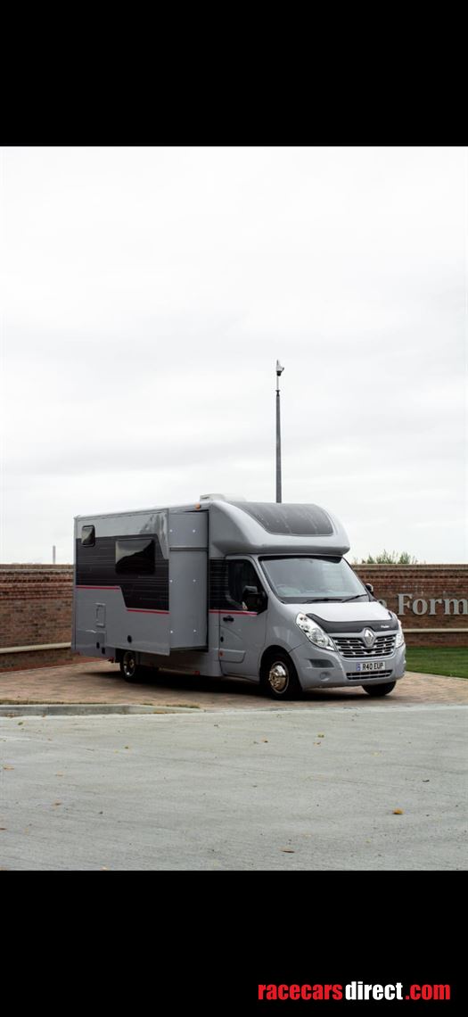 renault-master-pop-out-motorhomerace-camper