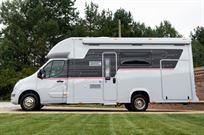 renault-master-pop-out-motorhomerace-camper